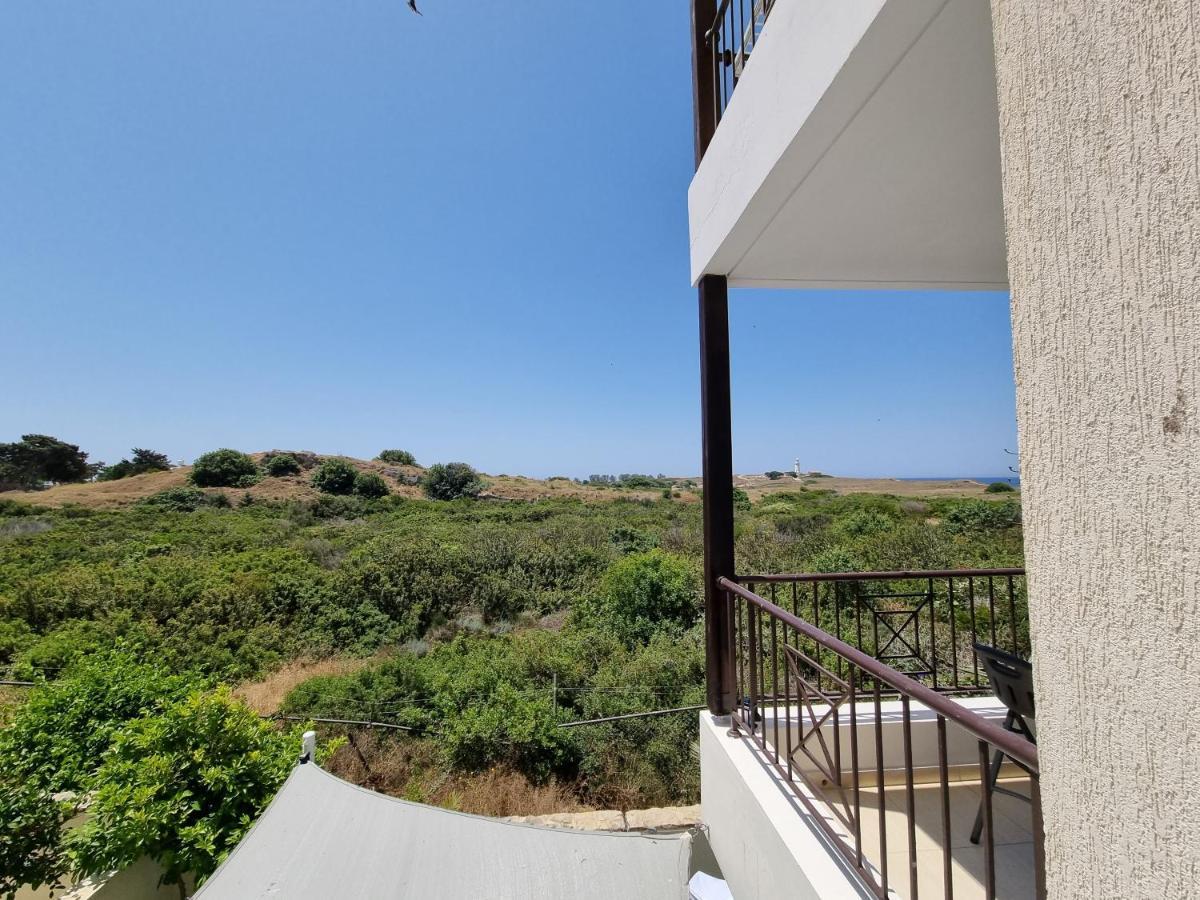 Ancient Paphos - Cozy Place Next To The Sea, Marina, Historical Sites, Buses, Mall, And Market ภายนอก รูปภาพ
